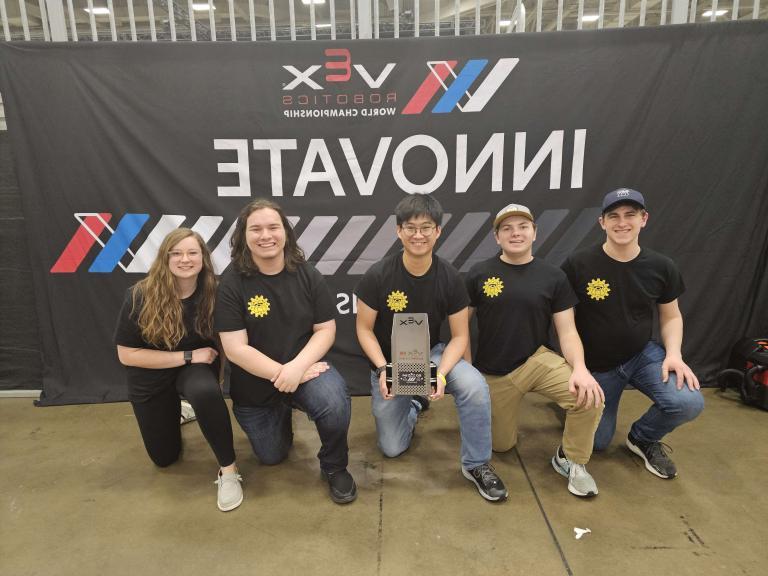 KUdos VexU Team With Build Award from World Championship 